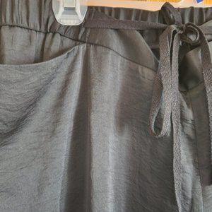 Satin drawstring plants